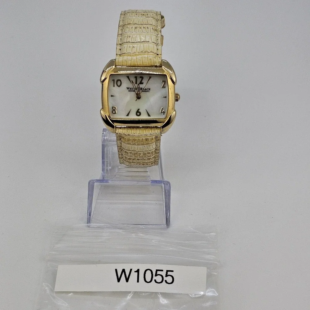 White House Black Market Women's Watch 34MM White Dial Leather Bands New Battery
